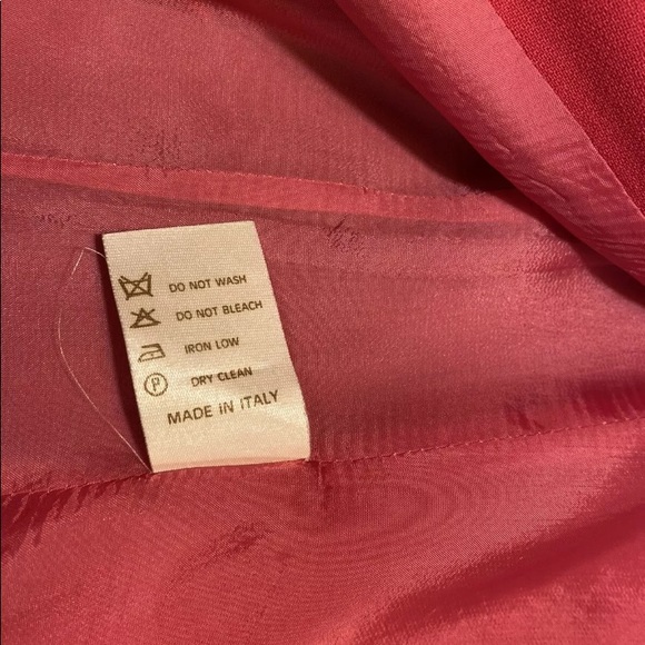 Gianfranco ferre hot pink wool blazer jacket Italy gold bottton  GF Ferre size 6 - Picture 8 of 8